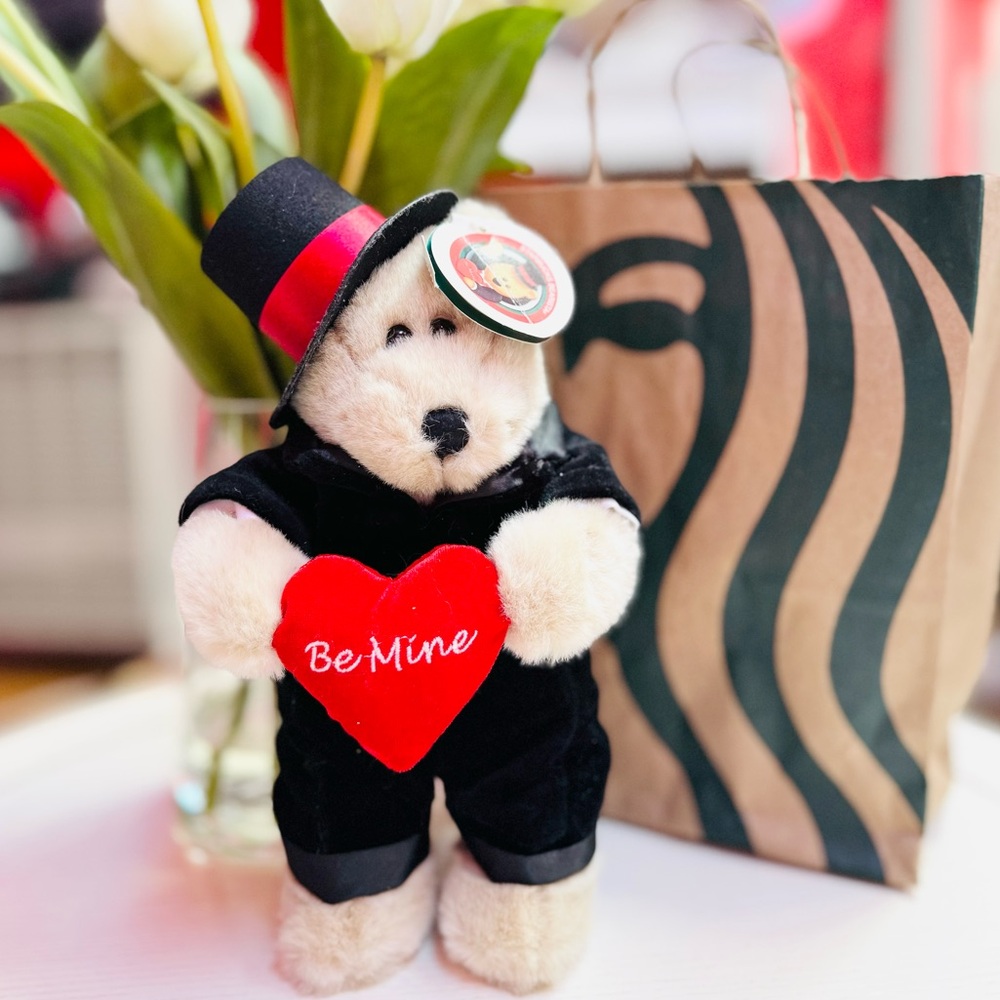 Starbucks Bearista Valentine’s Day 2002 Edition